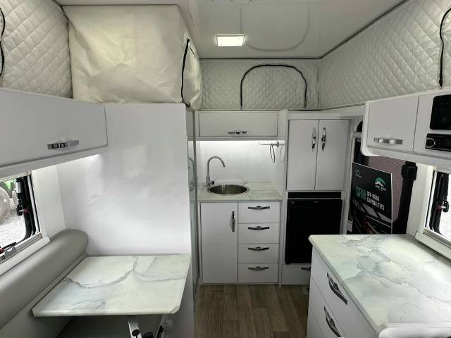 NEW 2025 SNOWY RIVER SRH13 HYBRID 1 AXLE