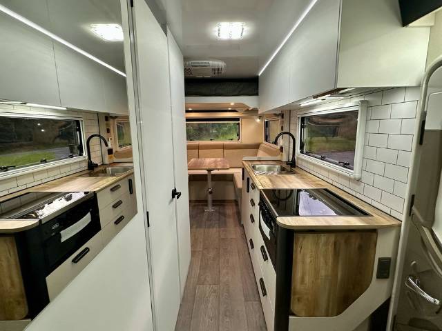 NEW 2025 AVIDA BRUNY B7042 *AVAILABLE NOW* MOTORHOME SAVE $5000