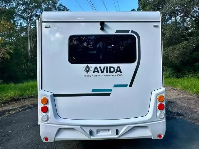 https://media-caravea.syd1.digitaloceanspaces.com/caravans/6EC8608/image-6.webp?q=1JlS8GXqtS