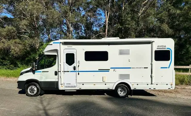 https://media-caravea.syd1.digitaloceanspaces.com/caravans/6EC9207/image-2.webp?q=r5a6jNCglx