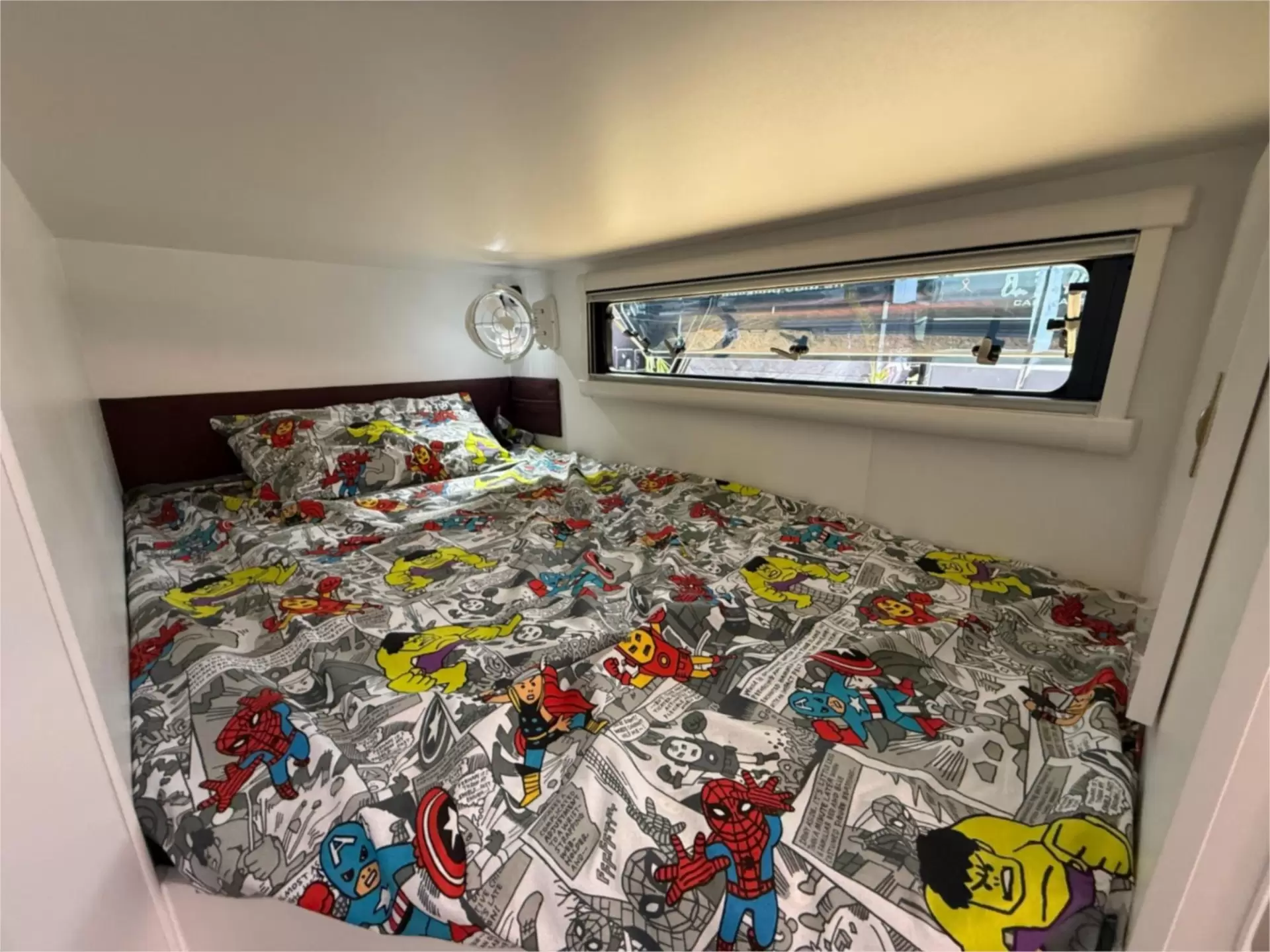 https://media-caravea.syd1.digitaloceanspaces.com/caravans/95EIC11042/exterior-14.webp