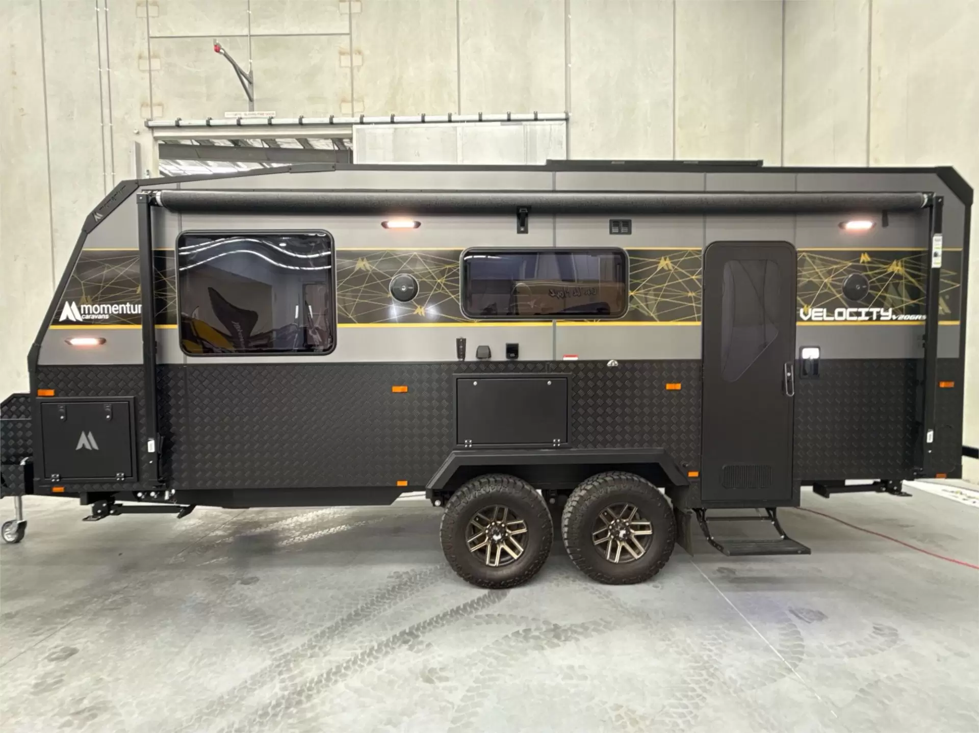 https://media-caravea.syd1.digitaloceanspaces.com/caravans/95EIC11809/exterior-14.webp