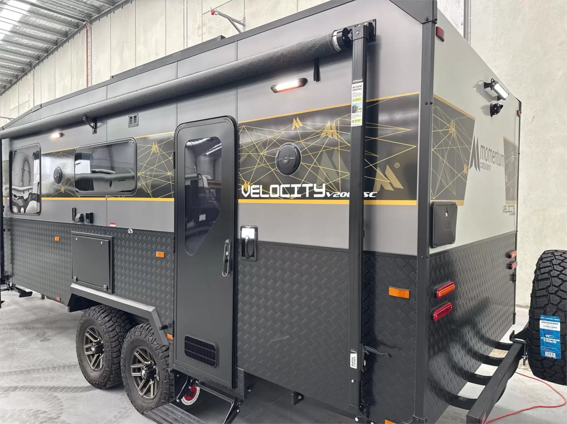 https://media-caravea.syd1.digitaloceanspaces.com/caravans/95EIC11809/exterior-23.webp