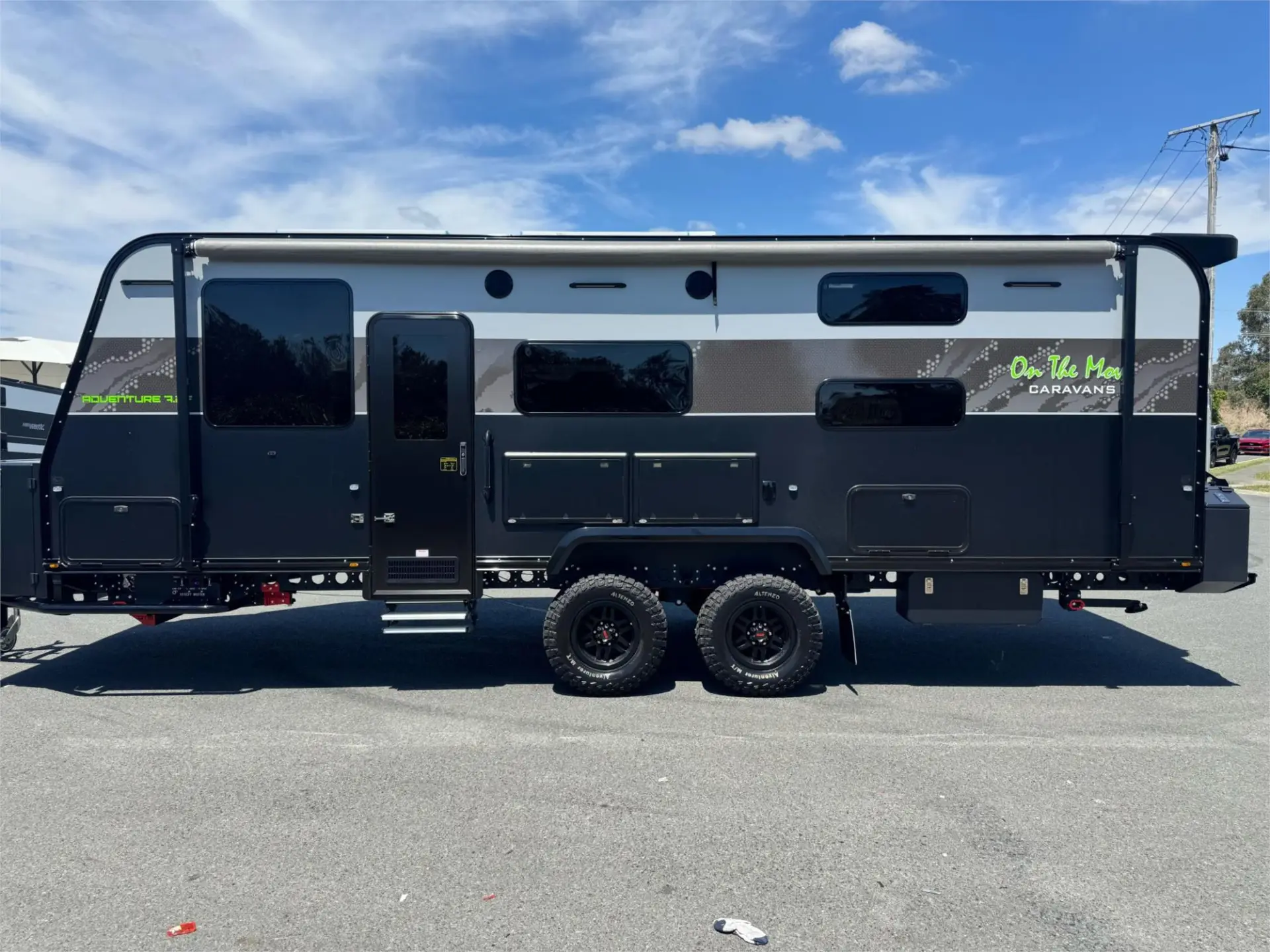 https://media-caravea.syd1.digitaloceanspaces.com/caravans/95EIC14929/exterior-10.webp