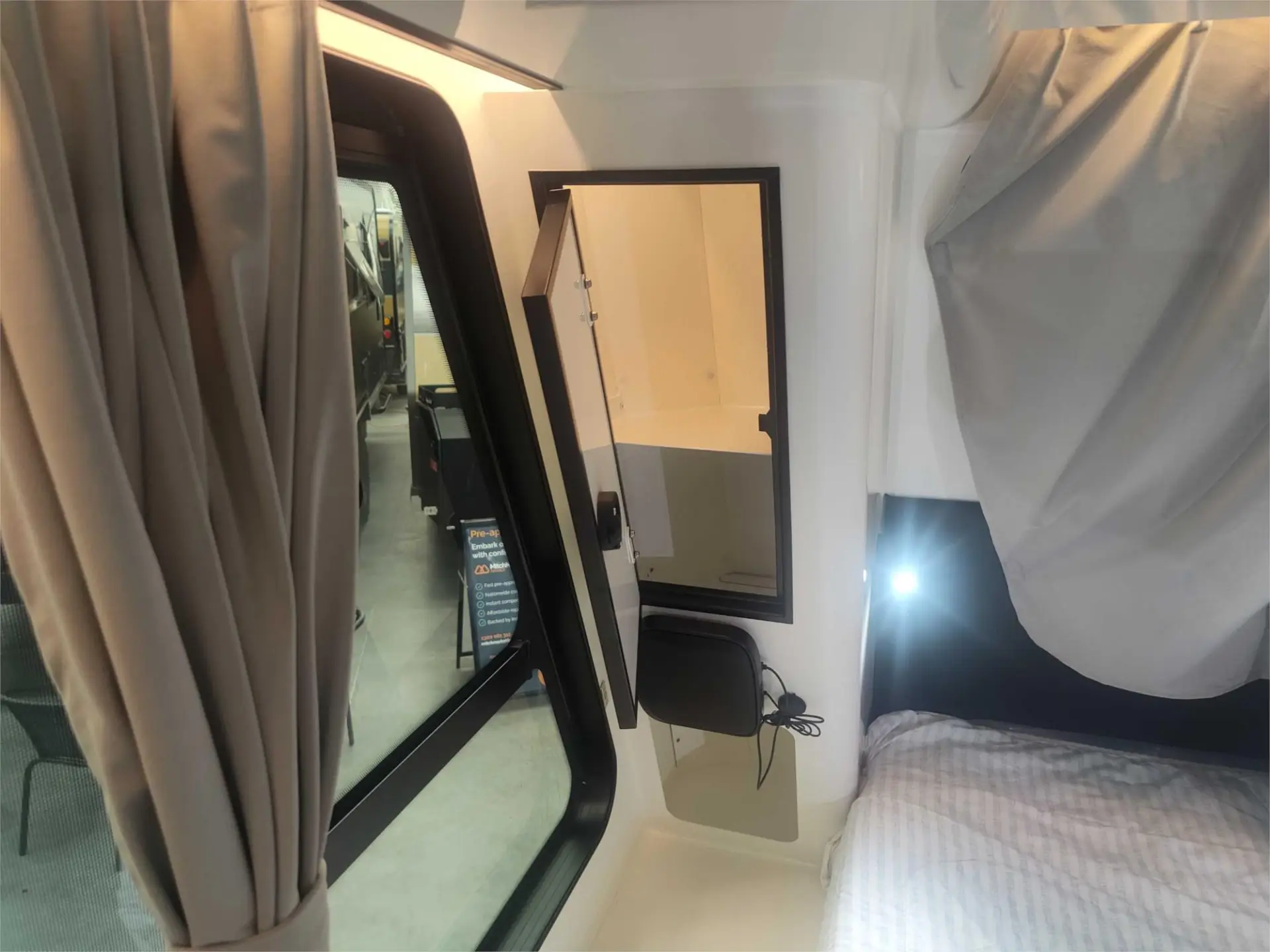 https://media-caravea.syd1.digitaloceanspaces.com/caravans/95EIC15688/exterior-20.webp