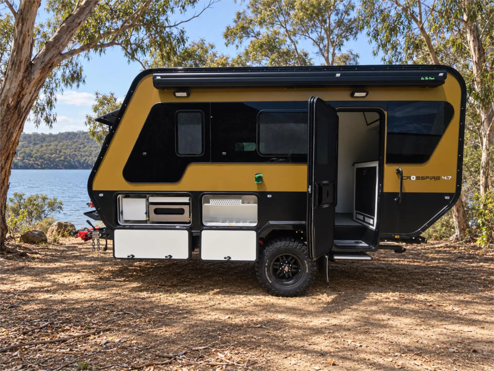 https://media-caravea.syd1.digitaloceanspaces.com/caravans/95EIC15690/exterior-8.webp