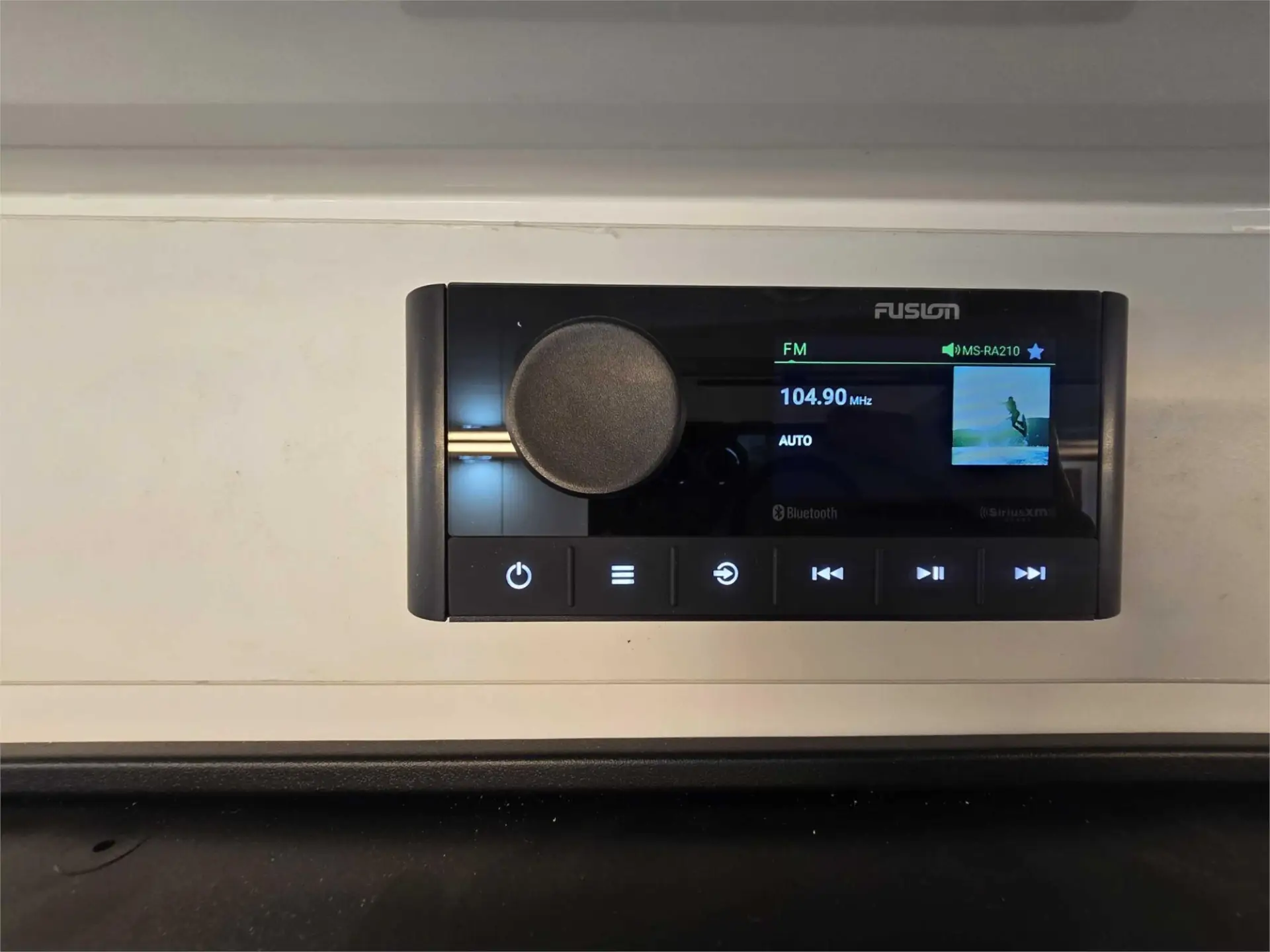 https://media-caravea.syd1.digitaloceanspaces.com/caravans/95EIC19066/exterior-26.webp