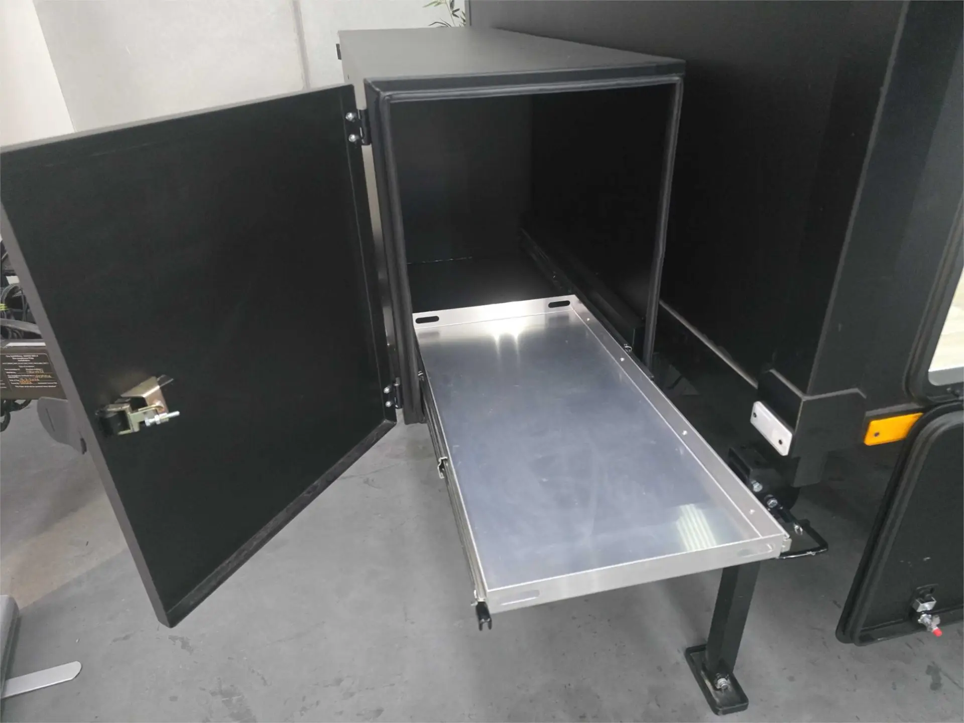 https://media-caravea.syd1.digitaloceanspaces.com/caravans/95EIC19066/exterior-32.webp