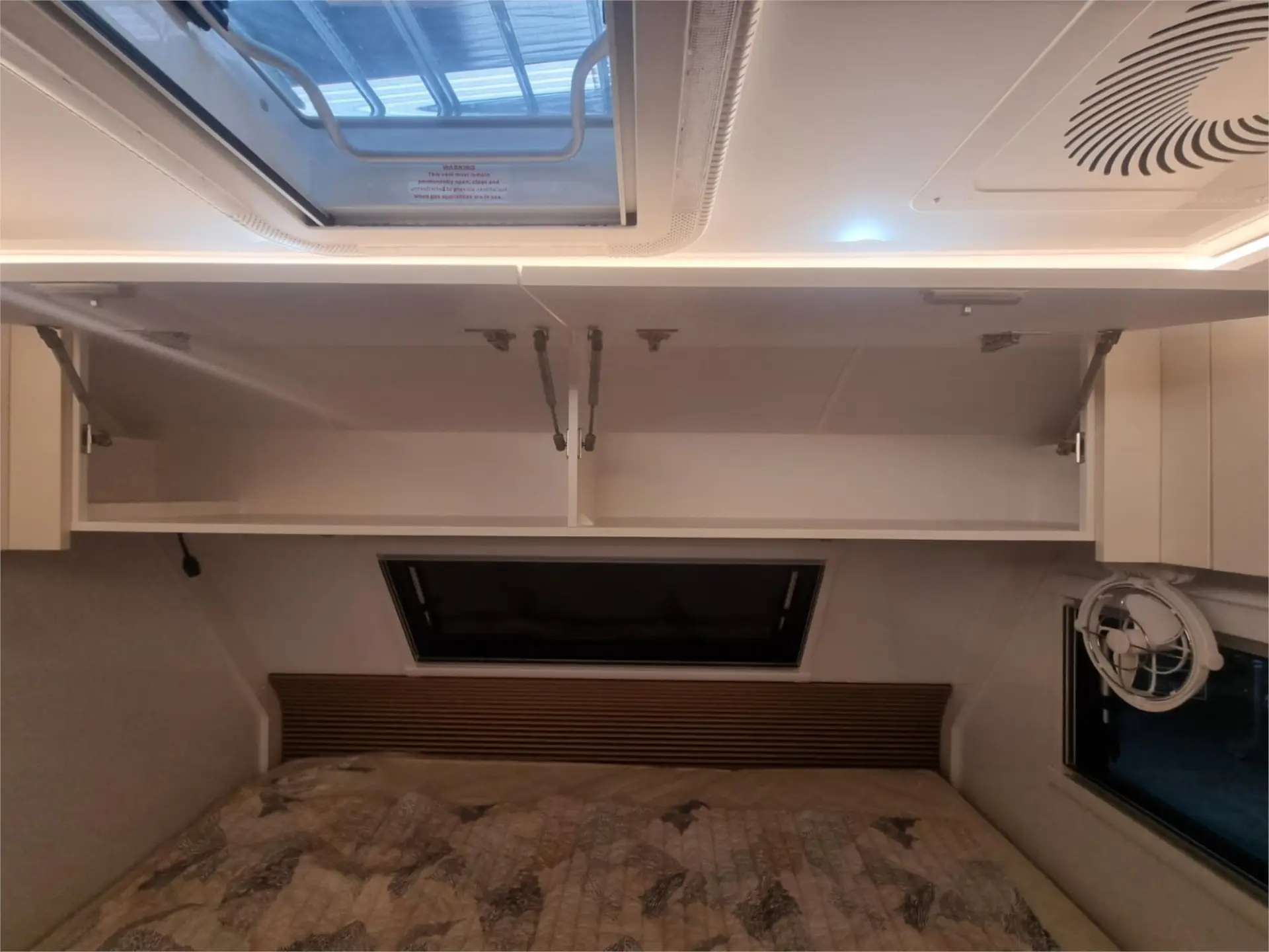 https://media-caravea.syd1.digitaloceanspaces.com/caravans/95EIC19066/exterior-8.webp
