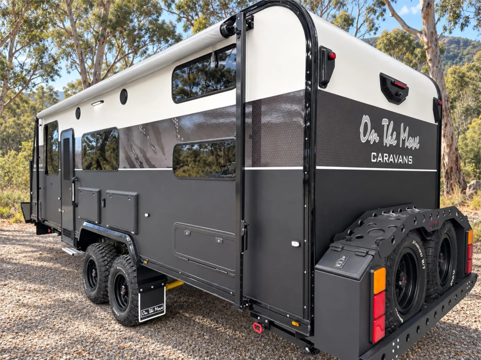 https://media-caravea.syd1.digitaloceanspaces.com/caravans/95EIC20748/exterior-1.webp