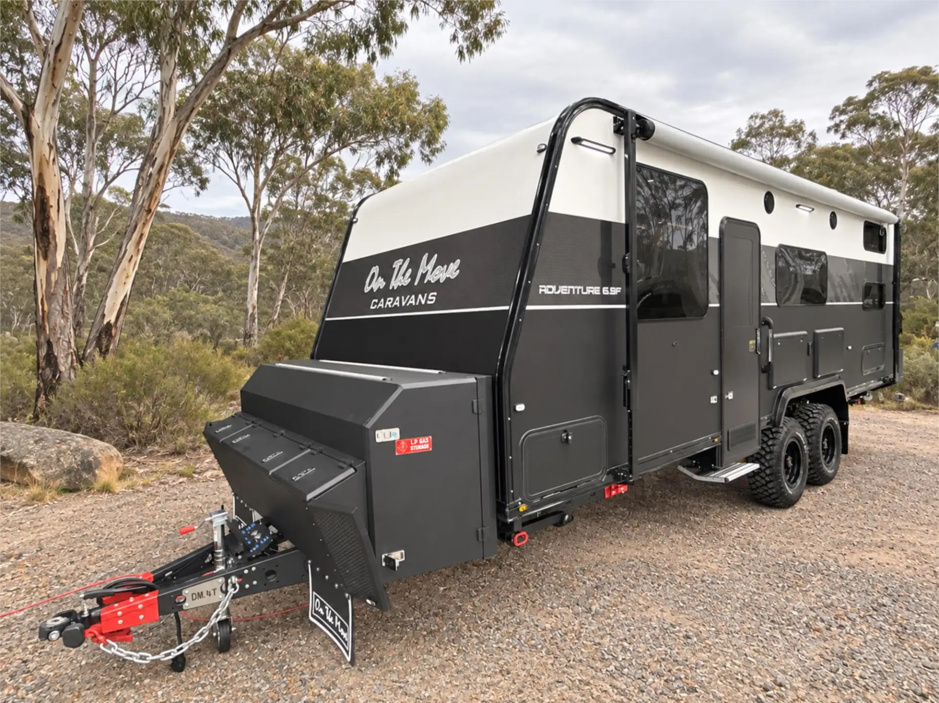 https://media-caravea.syd1.digitaloceanspaces.com/caravans/95EIC20748/exterior-15.webp