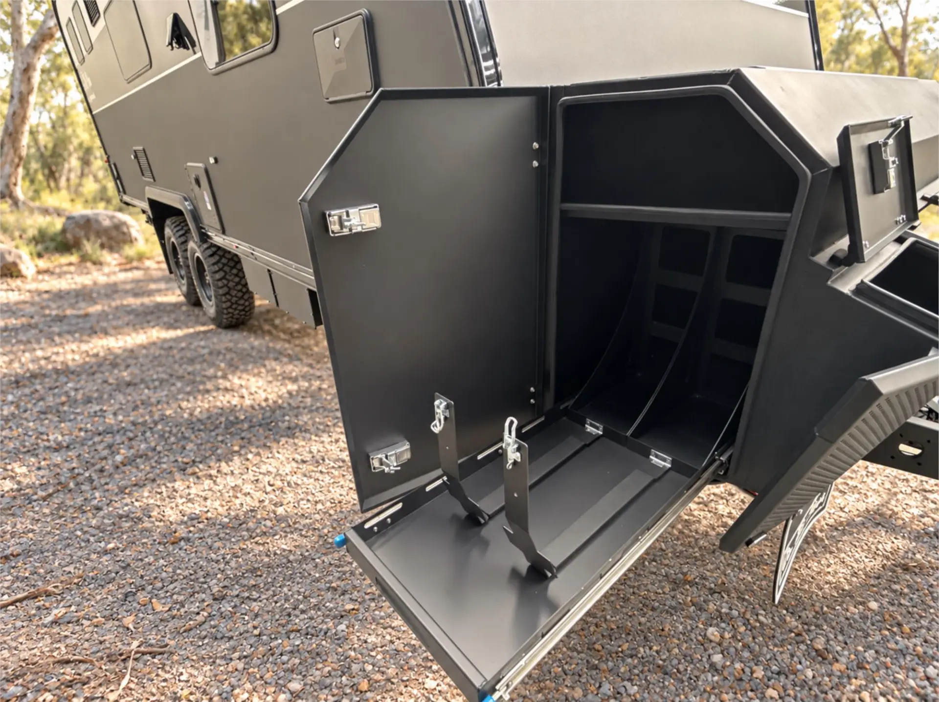 https://media-caravea.syd1.digitaloceanspaces.com/caravans/95EIC20748/exterior-16.webp