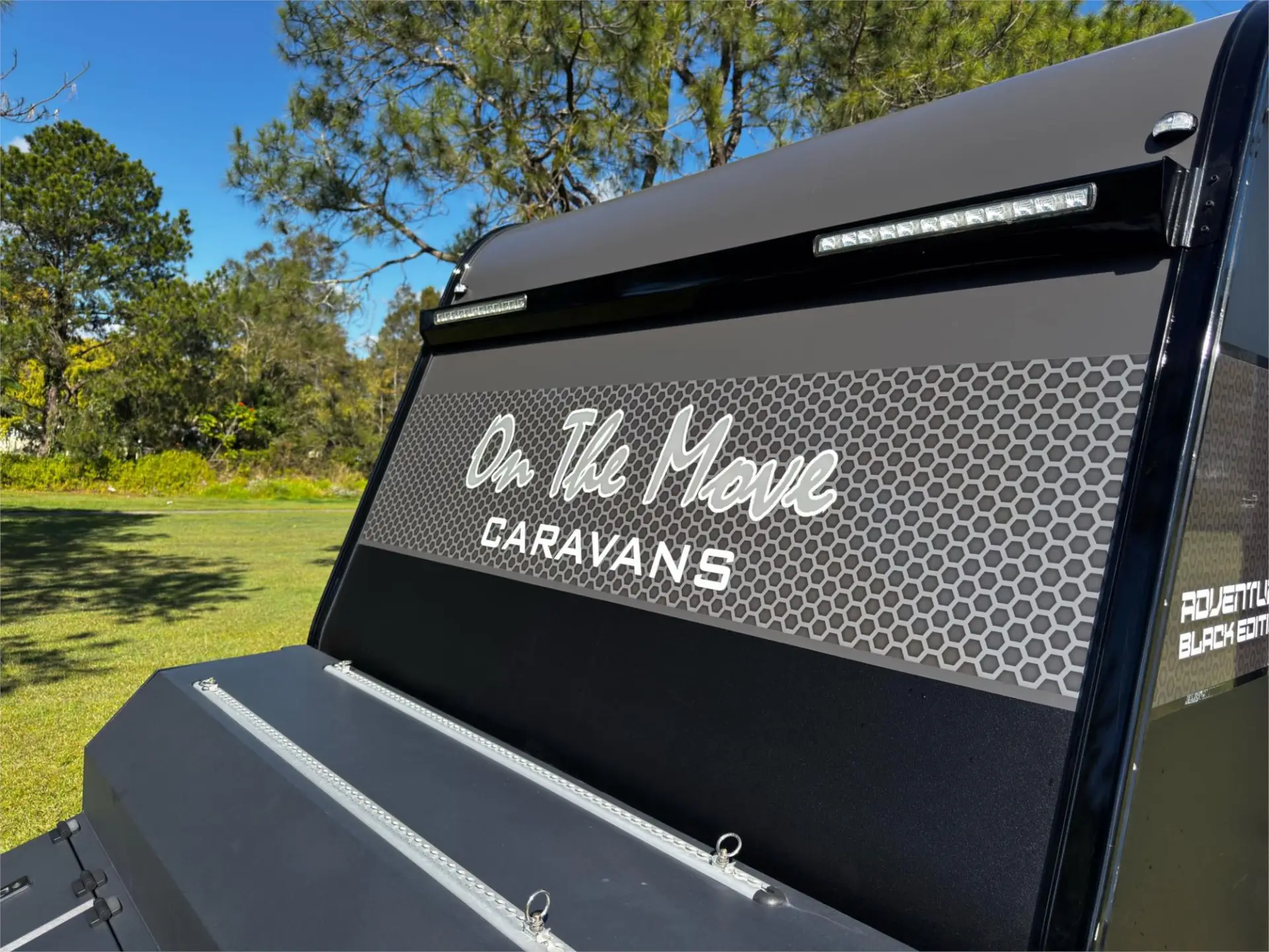 https://media-caravea.syd1.digitaloceanspaces.com/caravans/95EIC21480/exterior-15.webp