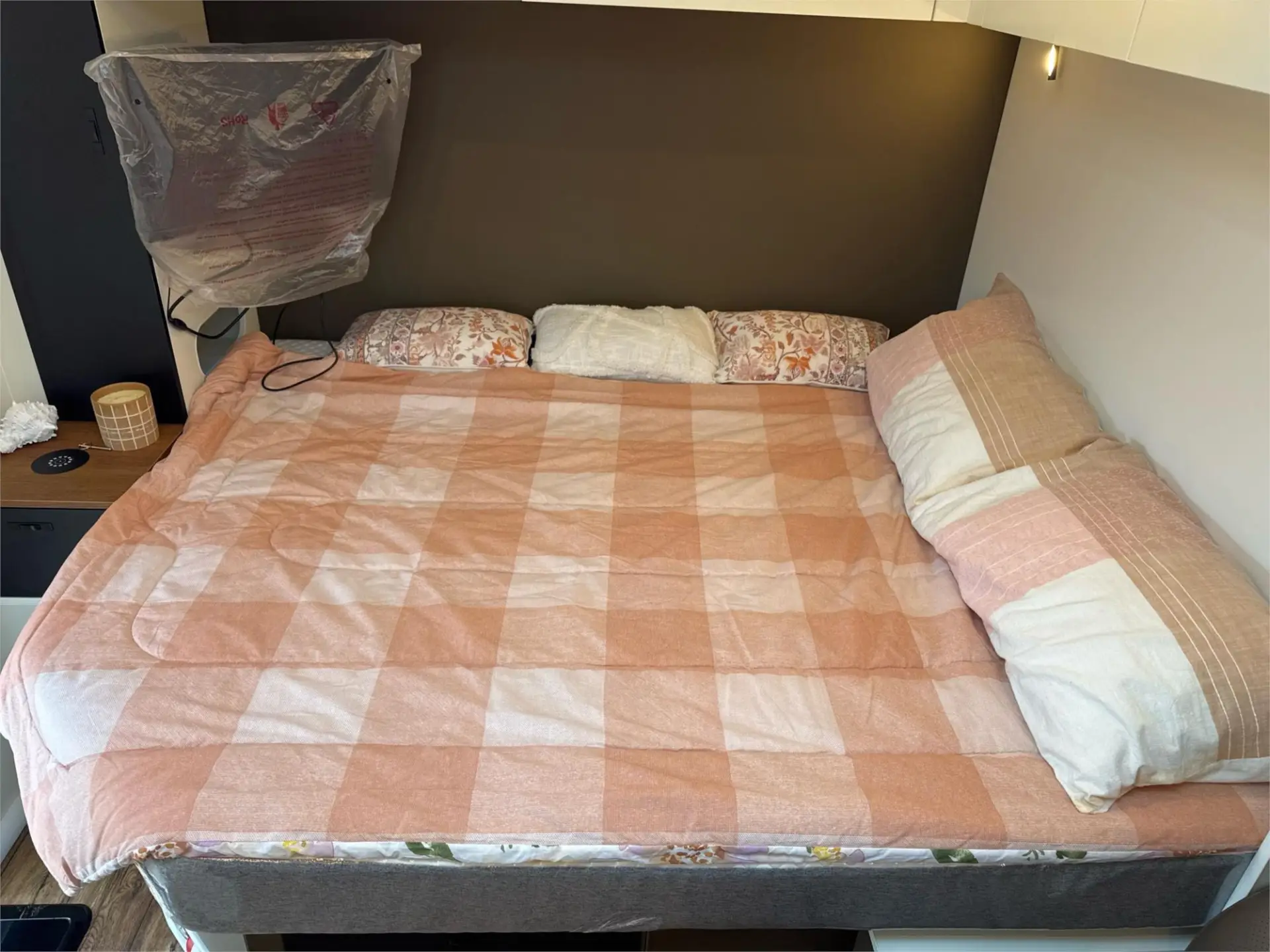 https://media-caravea.syd1.digitaloceanspaces.com/caravans/95EIC21753/exterior-58.webp