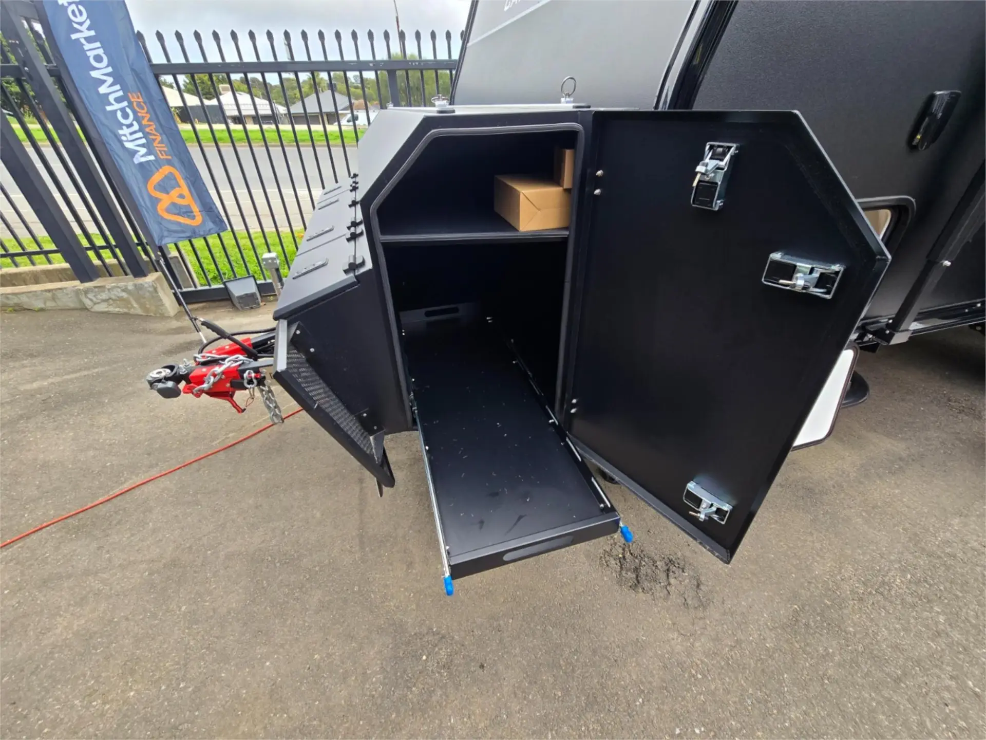 https://media-caravea.syd1.digitaloceanspaces.com/caravans/95EIC22121/exterior-2.webp