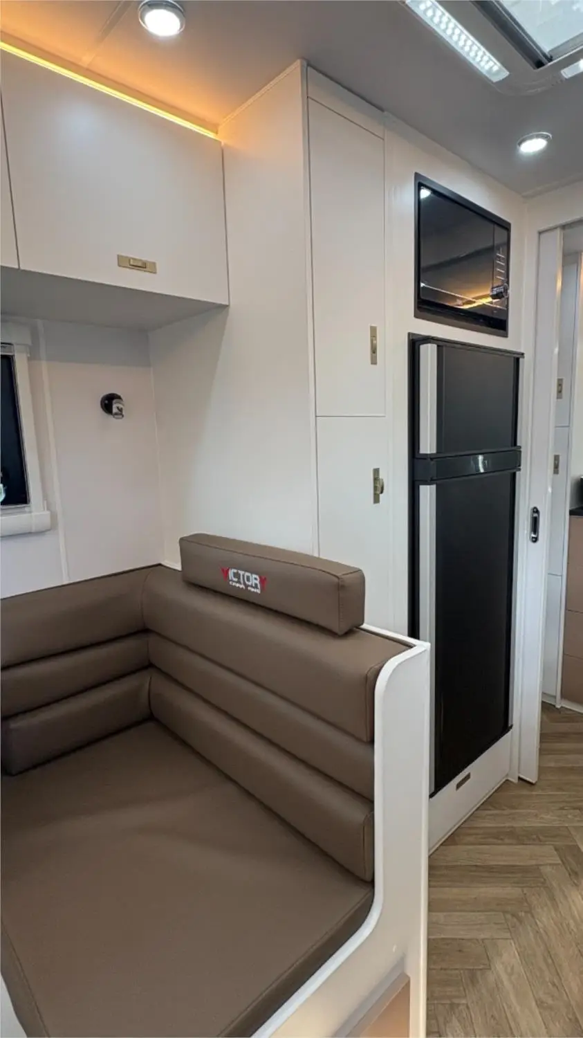 https://media-caravea.syd1.digitaloceanspaces.com/caravans/95EIC22179/exterior-2.webp