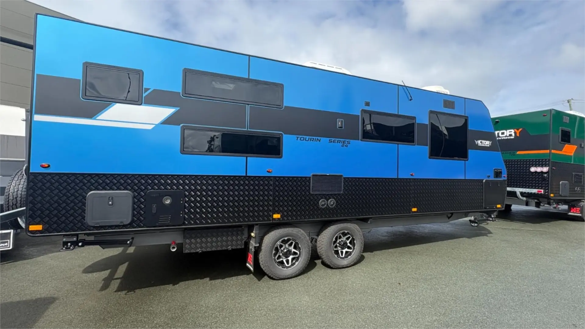 https://media-caravea.syd1.digitaloceanspaces.com/caravans/95EIC22284/exterior-8.webp