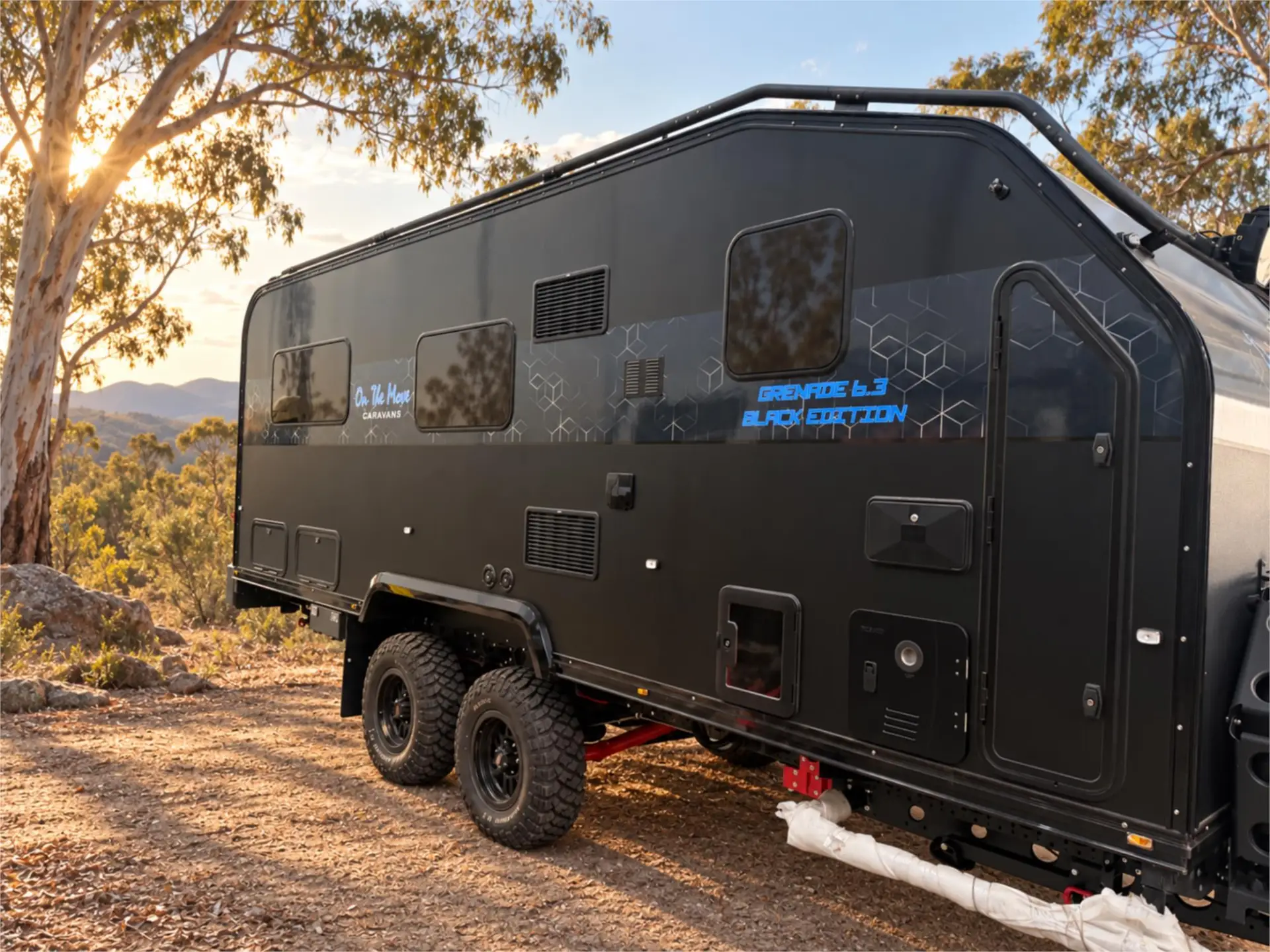 https://media-caravea.syd1.digitaloceanspaces.com/caravans/95EIC22475/exterior-6.webp