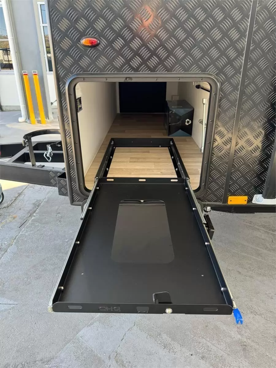 https://media-caravea.syd1.digitaloceanspaces.com/caravans/95EIC5348/exterior-9.webp