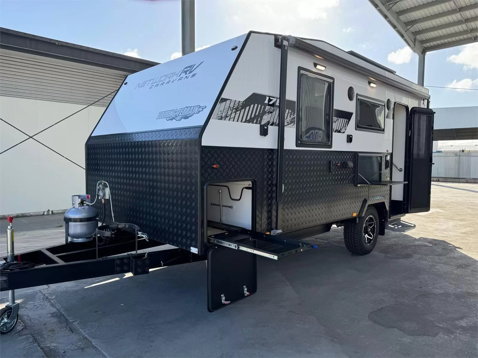 https://media-caravea.syd1.digitaloceanspaces.com/caravans/95EIC5348/featured_image-0.webp