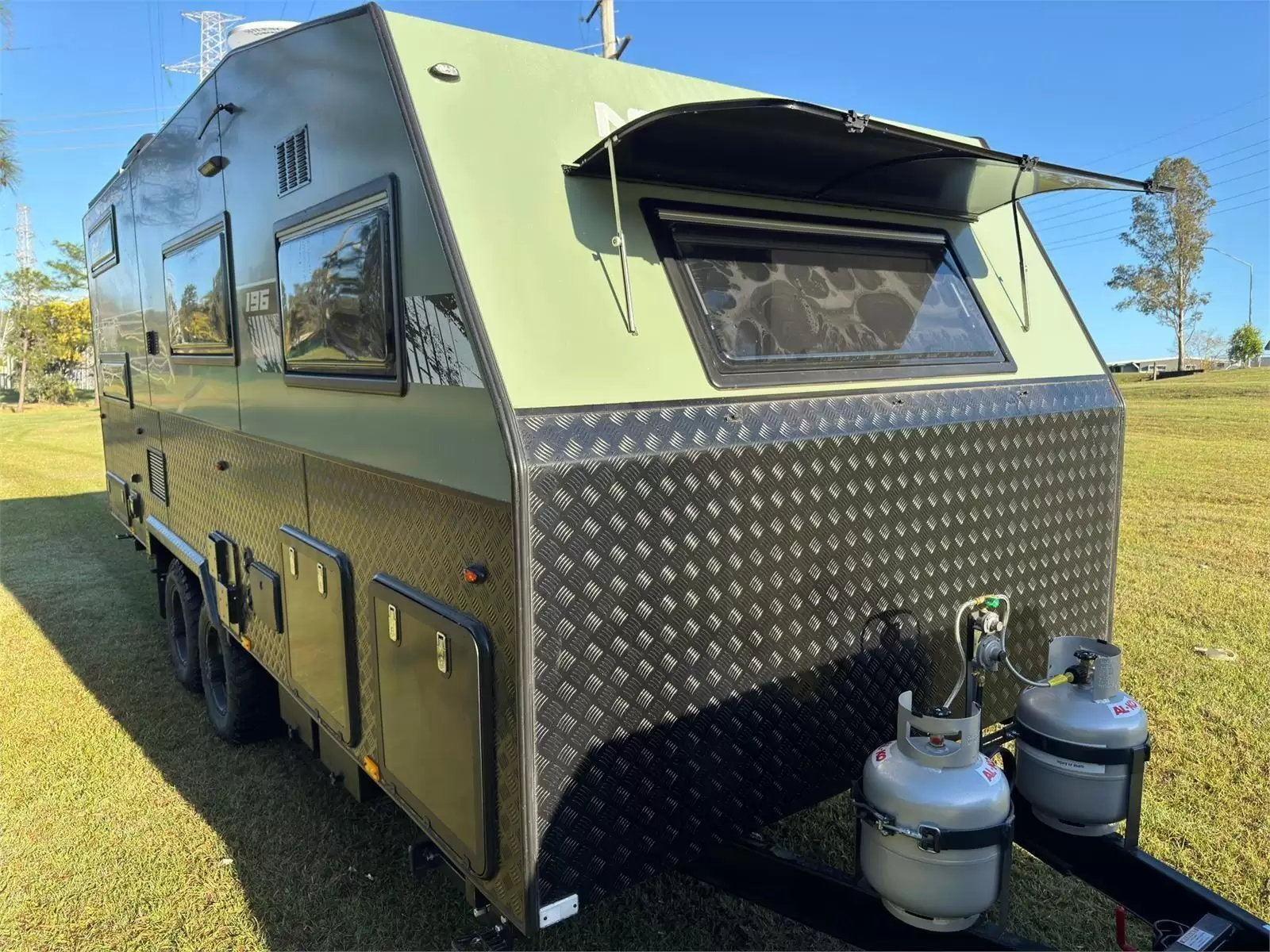 https://media-caravea.syd1.digitaloceanspaces.com/caravans/95EIC5867/exterior-13.webp