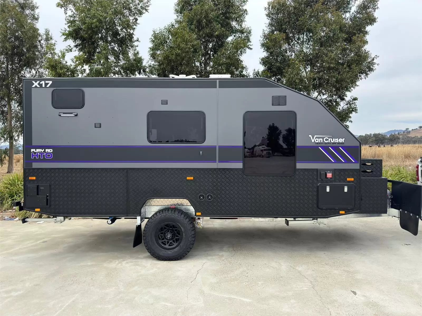 https://media-caravea.syd1.digitaloceanspaces.com/caravans/95EIC5950/exterior-22.webp