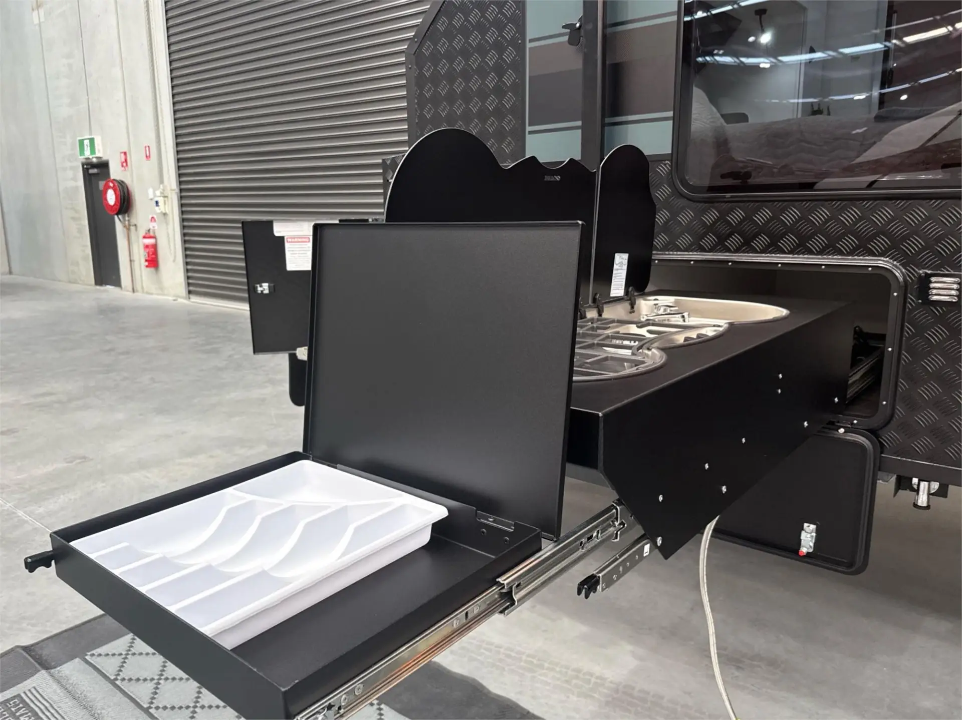 https://media-caravea.syd1.digitaloceanspaces.com/caravans/95EIC9390/exterior-19.webp