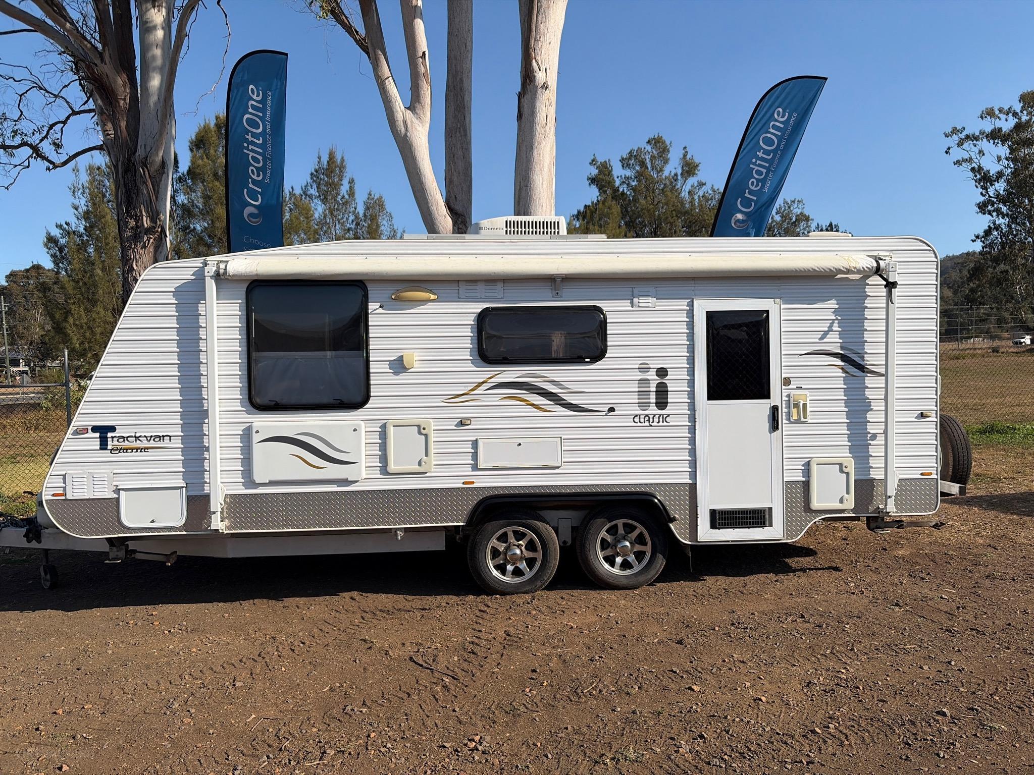 2011 Creative Classic Trackvan
