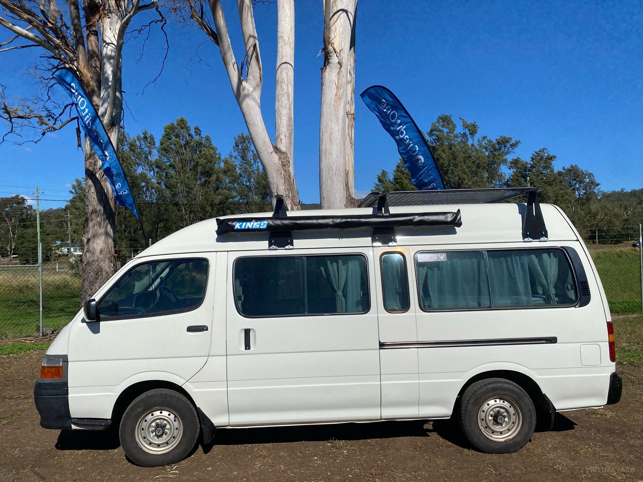 2003 Toyota Hiace