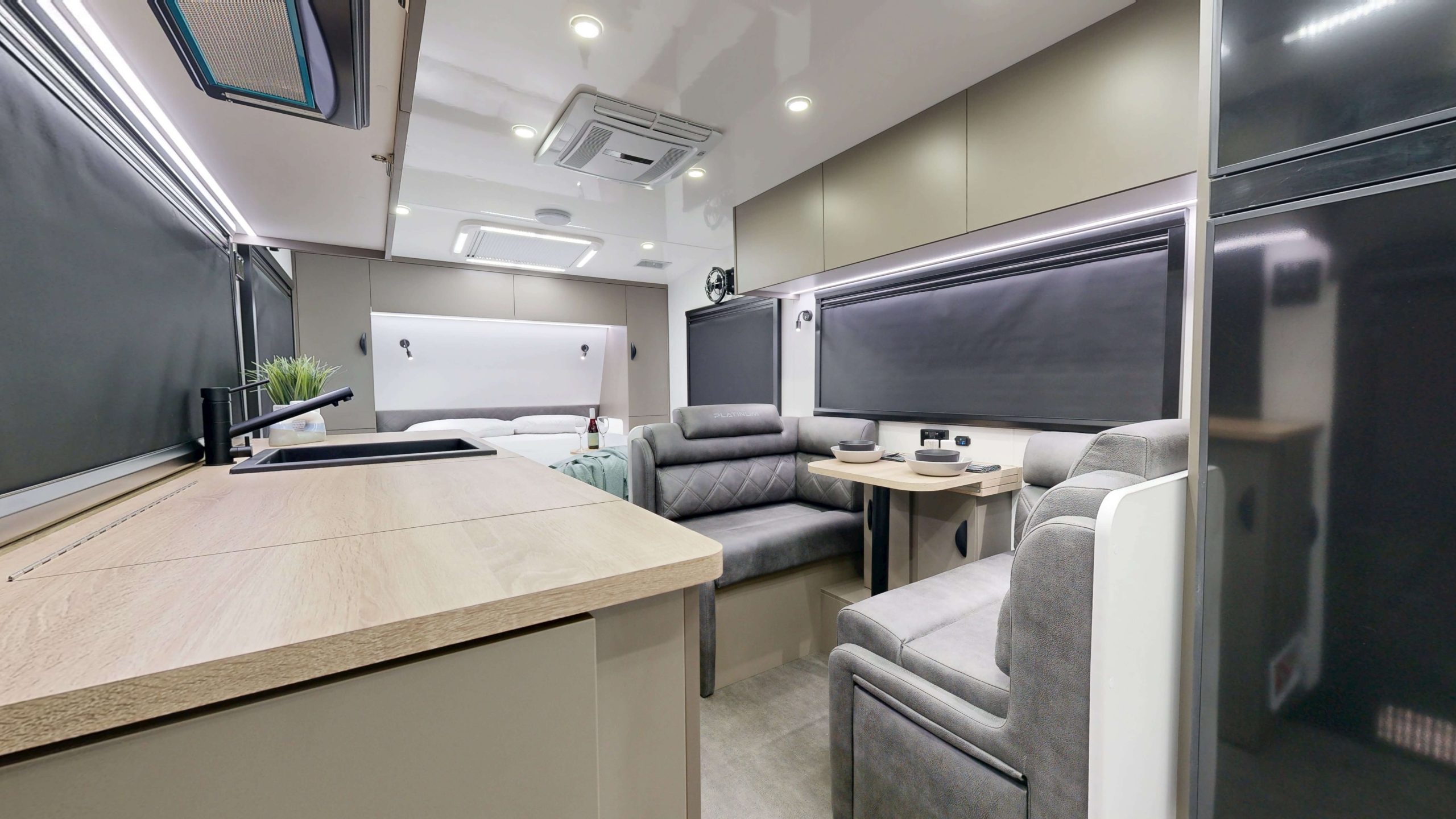 19’6 PLATINUM REAR DOOR Interior