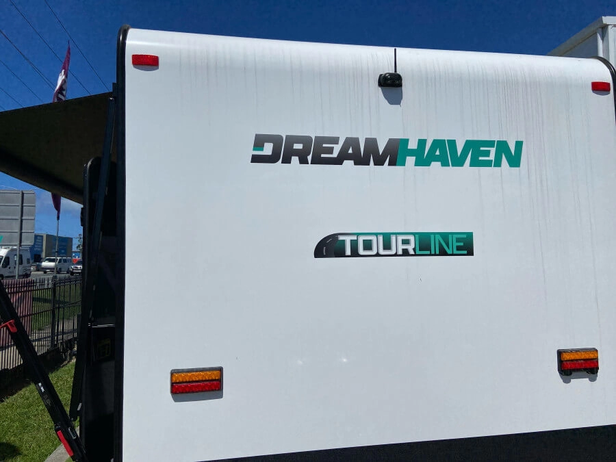 15 Series Tourline Image