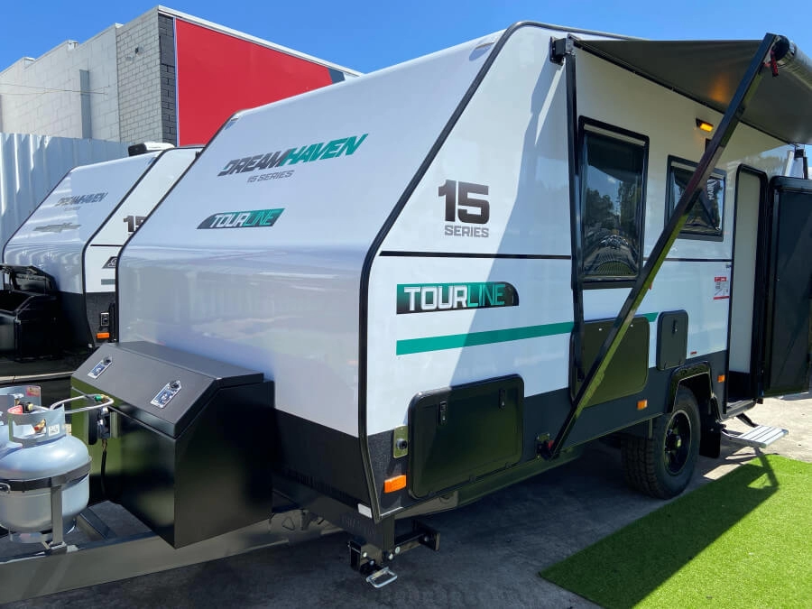 15 Series Tourline Image