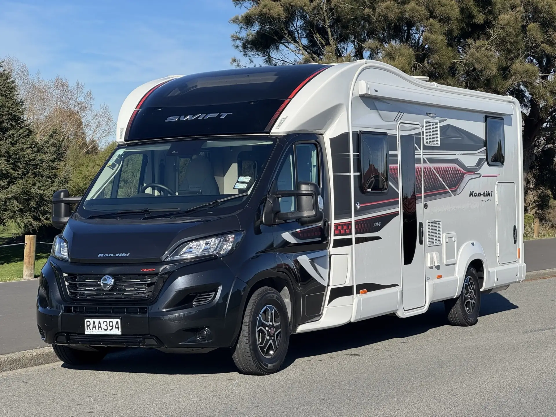 2025 Swift Kon Tiki 784 - 2 Singles Or Double Bed