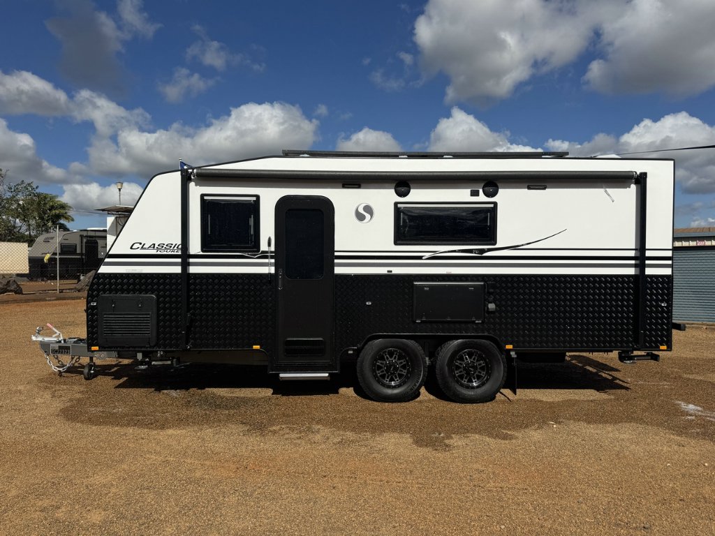 2026 Supreme Classic Tourer