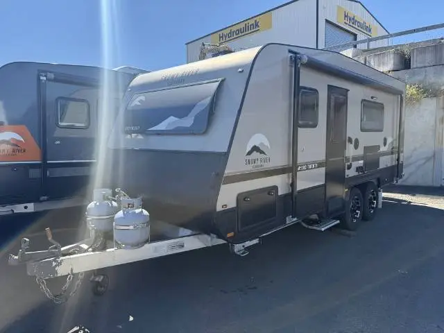 Used 2022 Snowy River SRC20