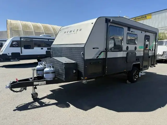 Used 2023 Newgen NG18R