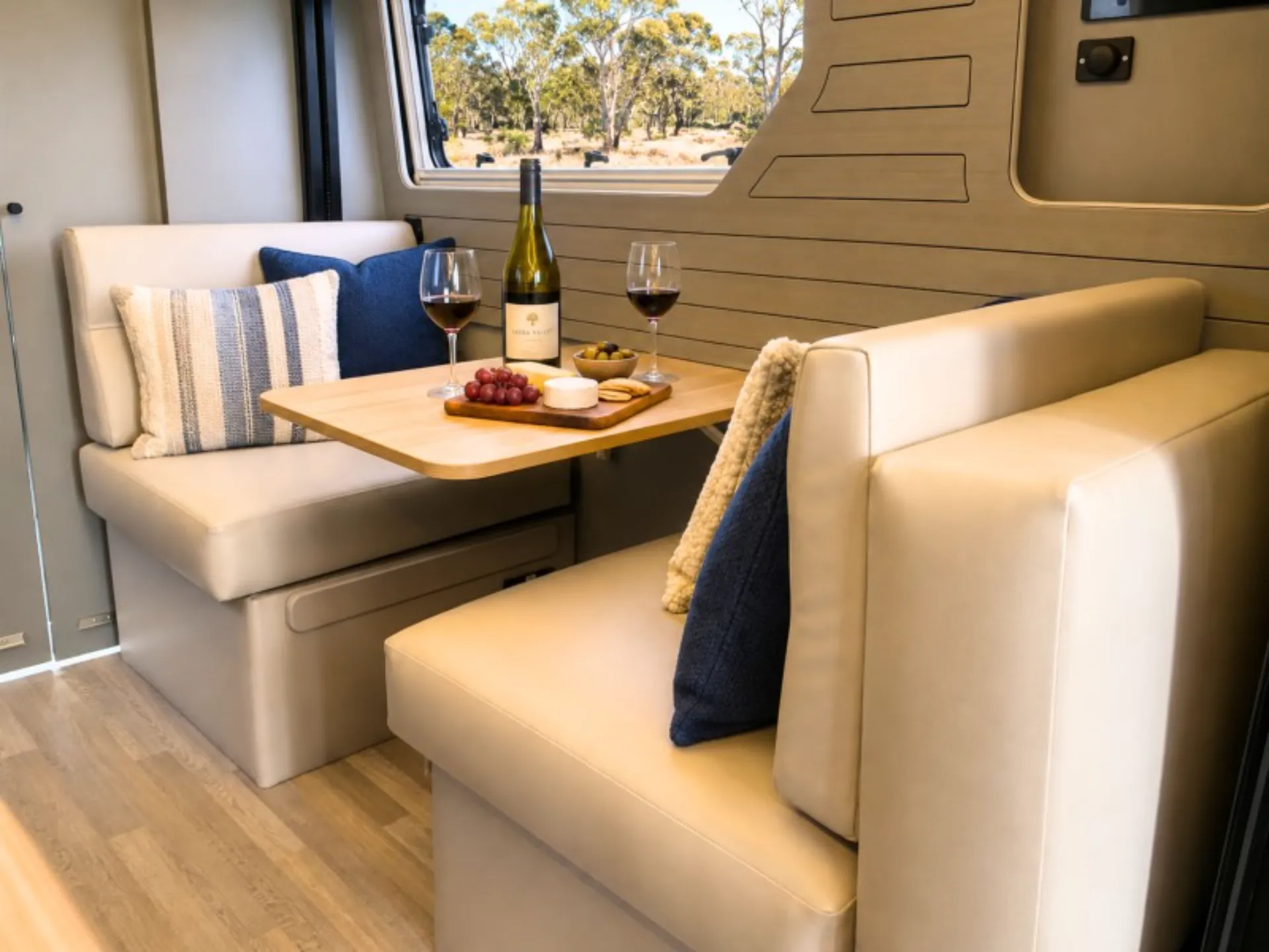 GB1.26 interior image 3