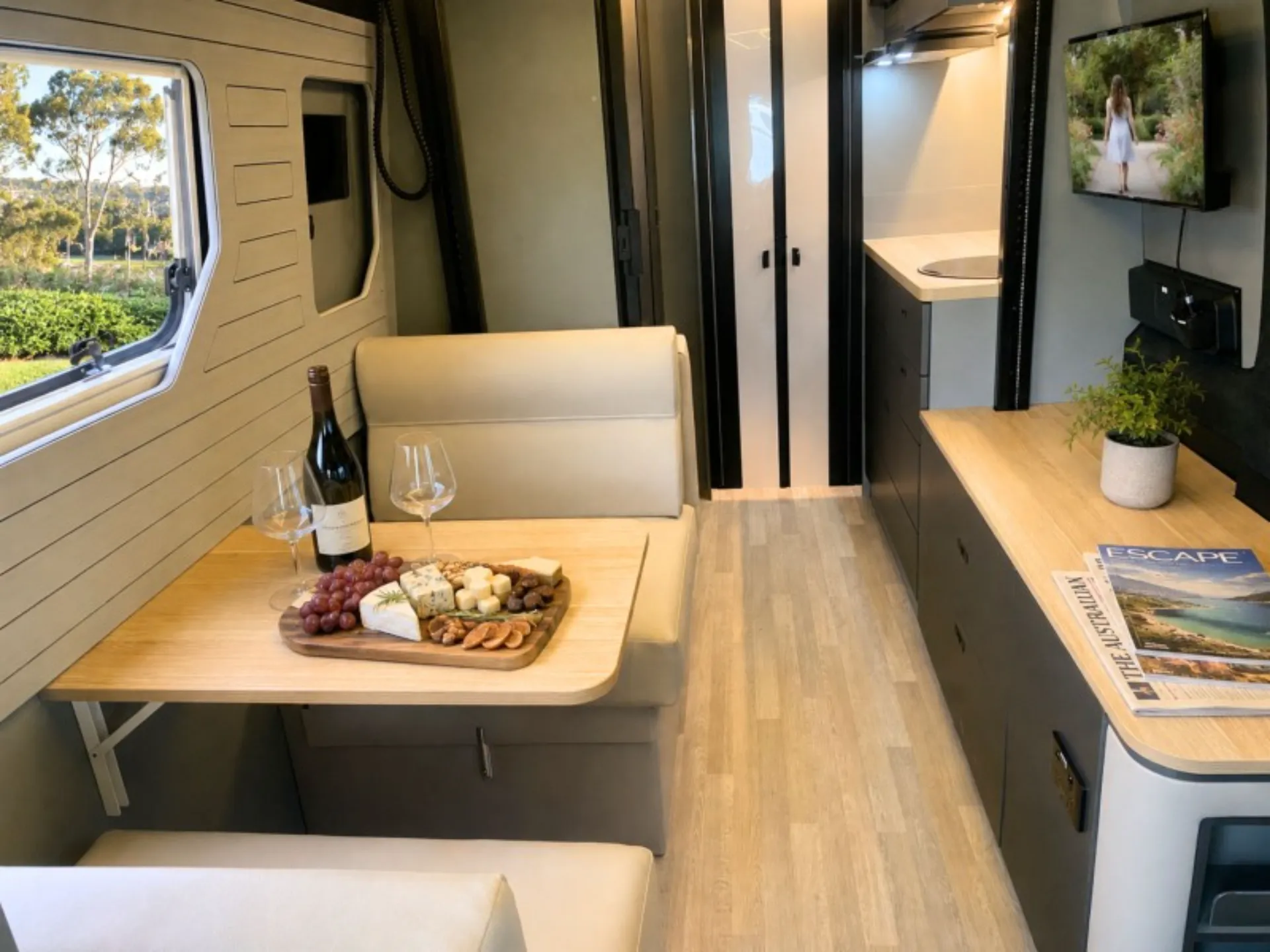 GB4.26 interior image 4