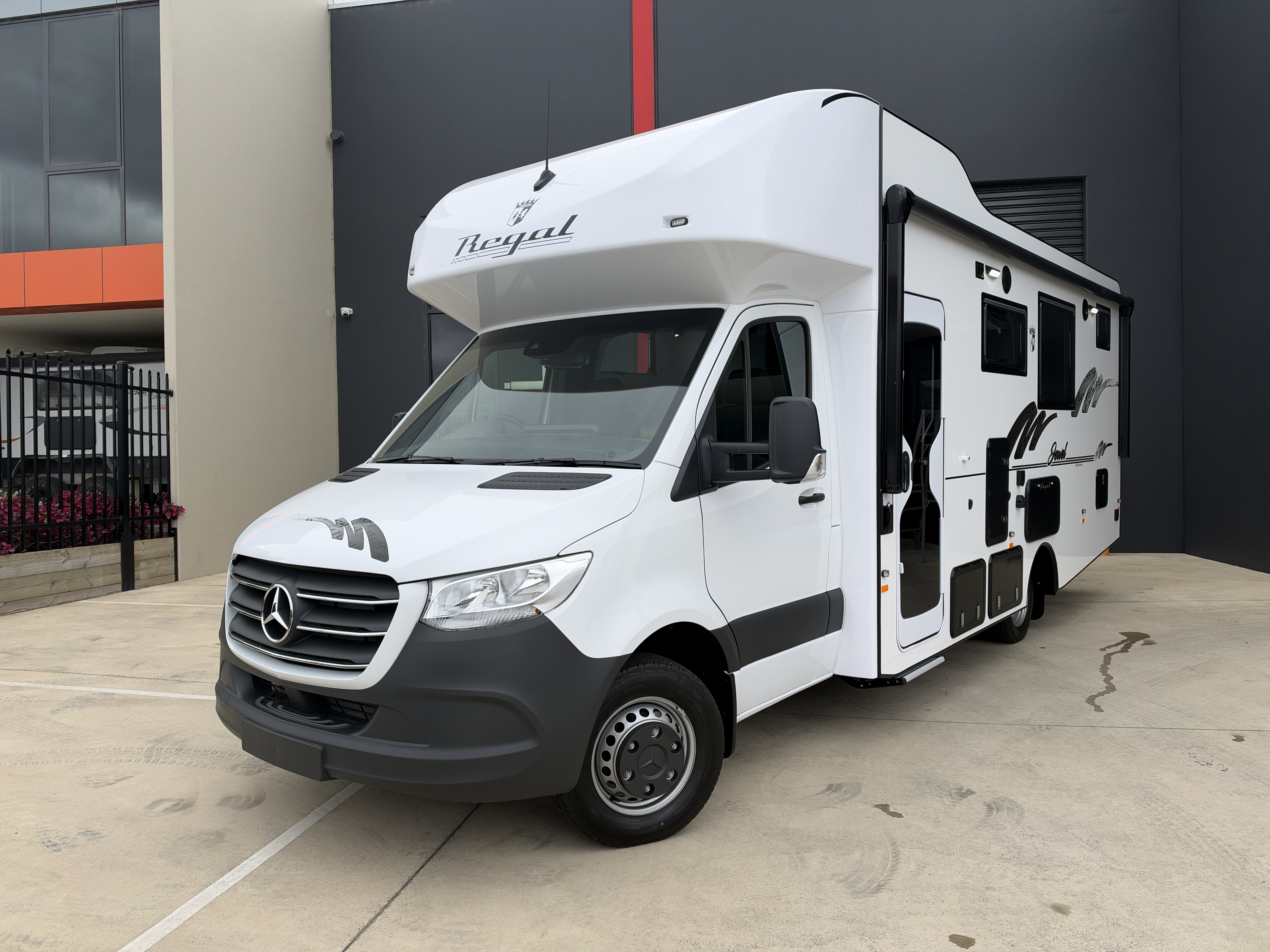 2024 Mercedes-Benz Regal Jewel 4-Berth