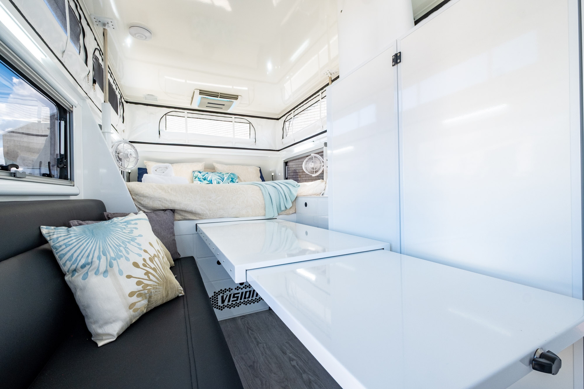2026 Vision RV Nirvana 16C Pop Top, photo 18