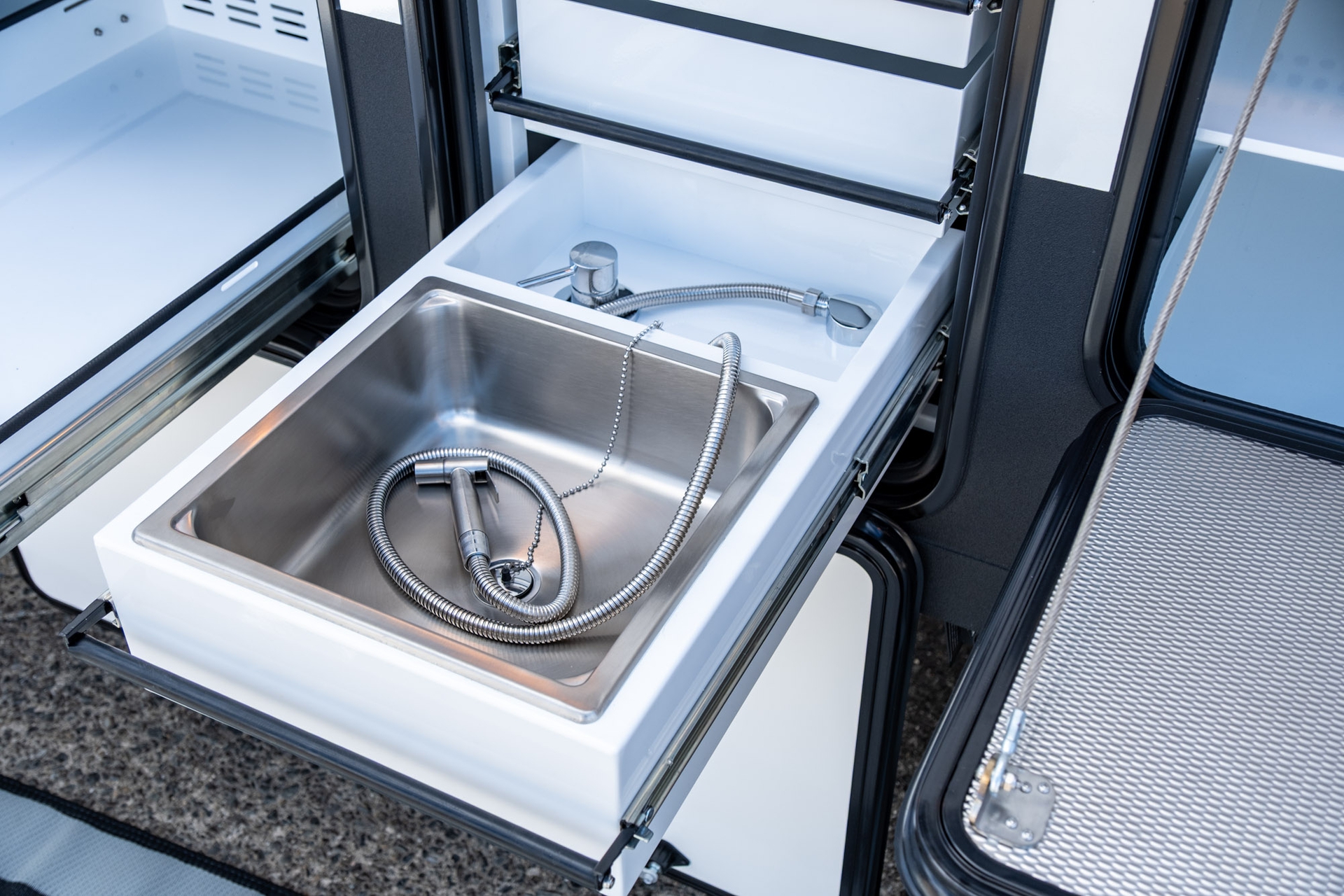 2026 Vision RV Nirvana 16C Pop Top, photo 9