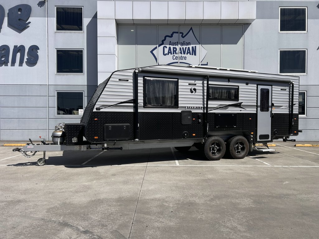 USED 2018 SUPREME EXECUTIVE