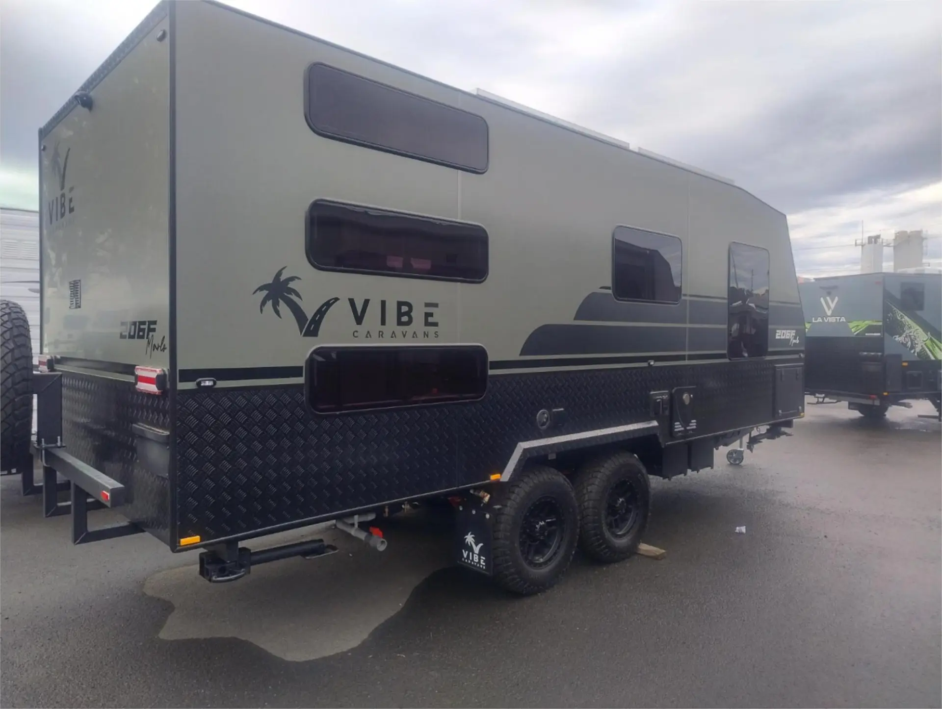 VIBE MARLO 20'6 TRIPLE BUNK