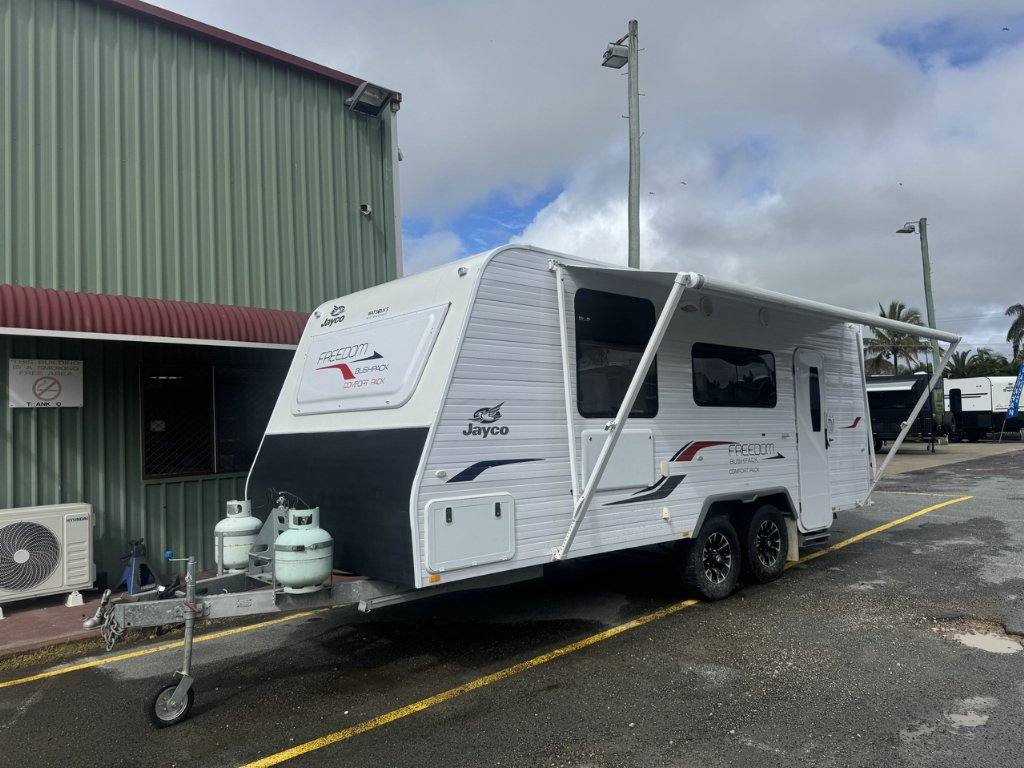 USED 2018 JAYCO FREEDOM