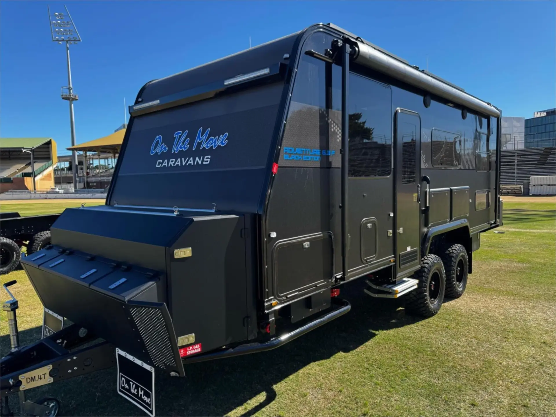 2025 On The Move Adventure 6.3F Black Edition