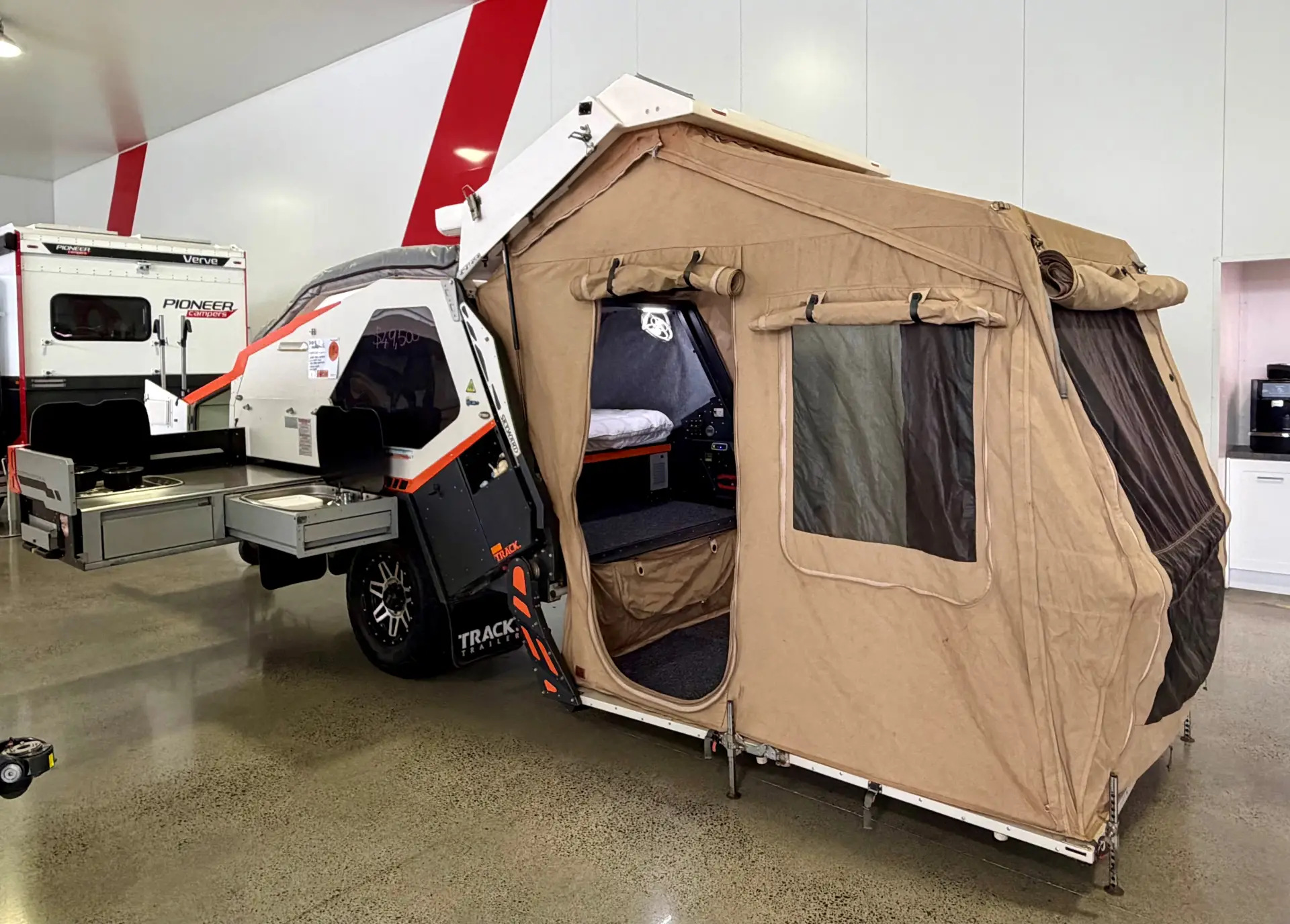 Track Trailer 2018 Tvan Mk5 Murranji