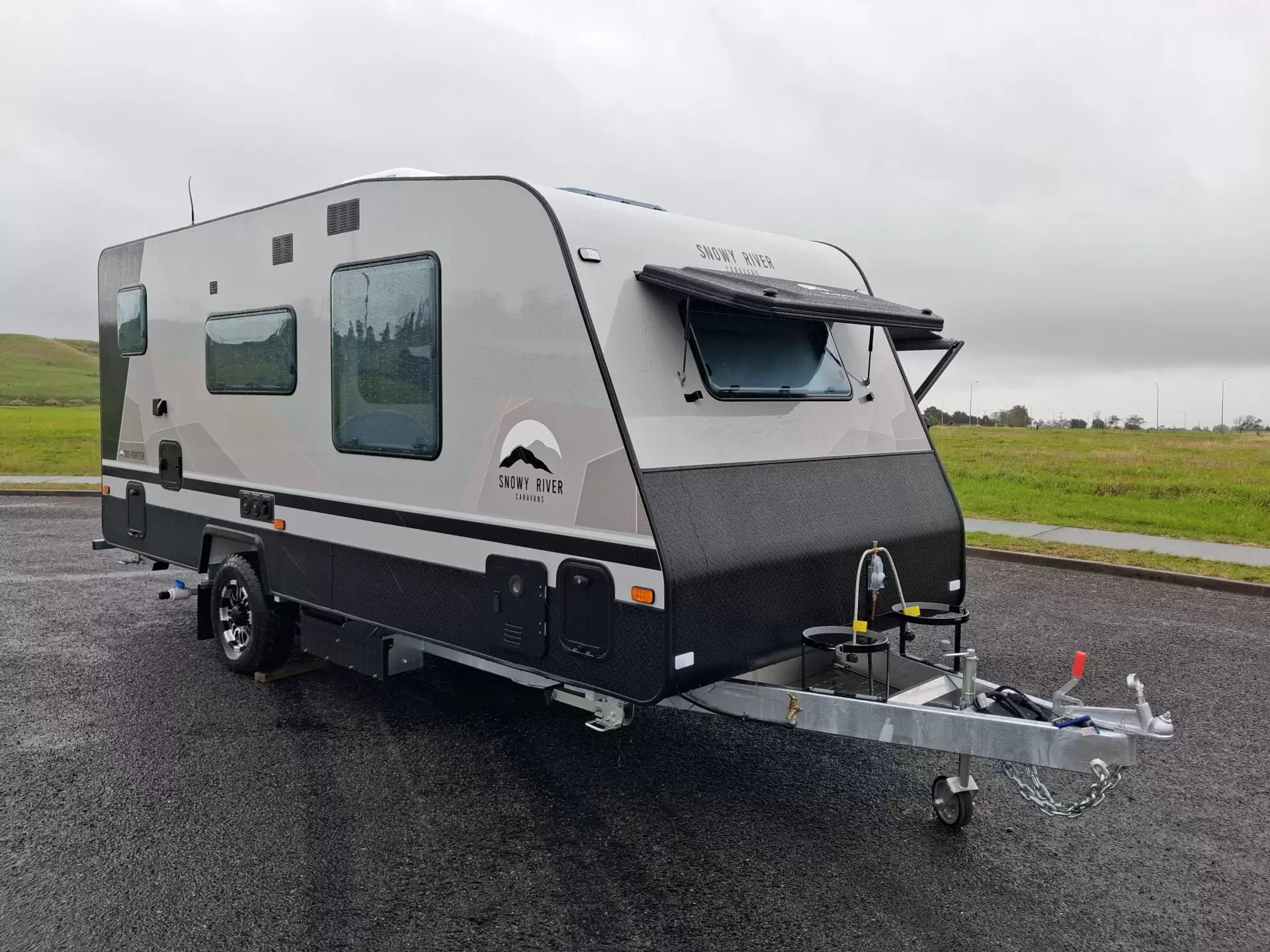 2026 Snowy River SRC-18 Just arrived with extras