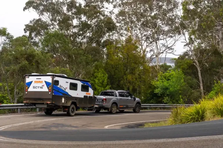 SCT16 OFF-ROAD HYBRID POP-TOP COUPLES