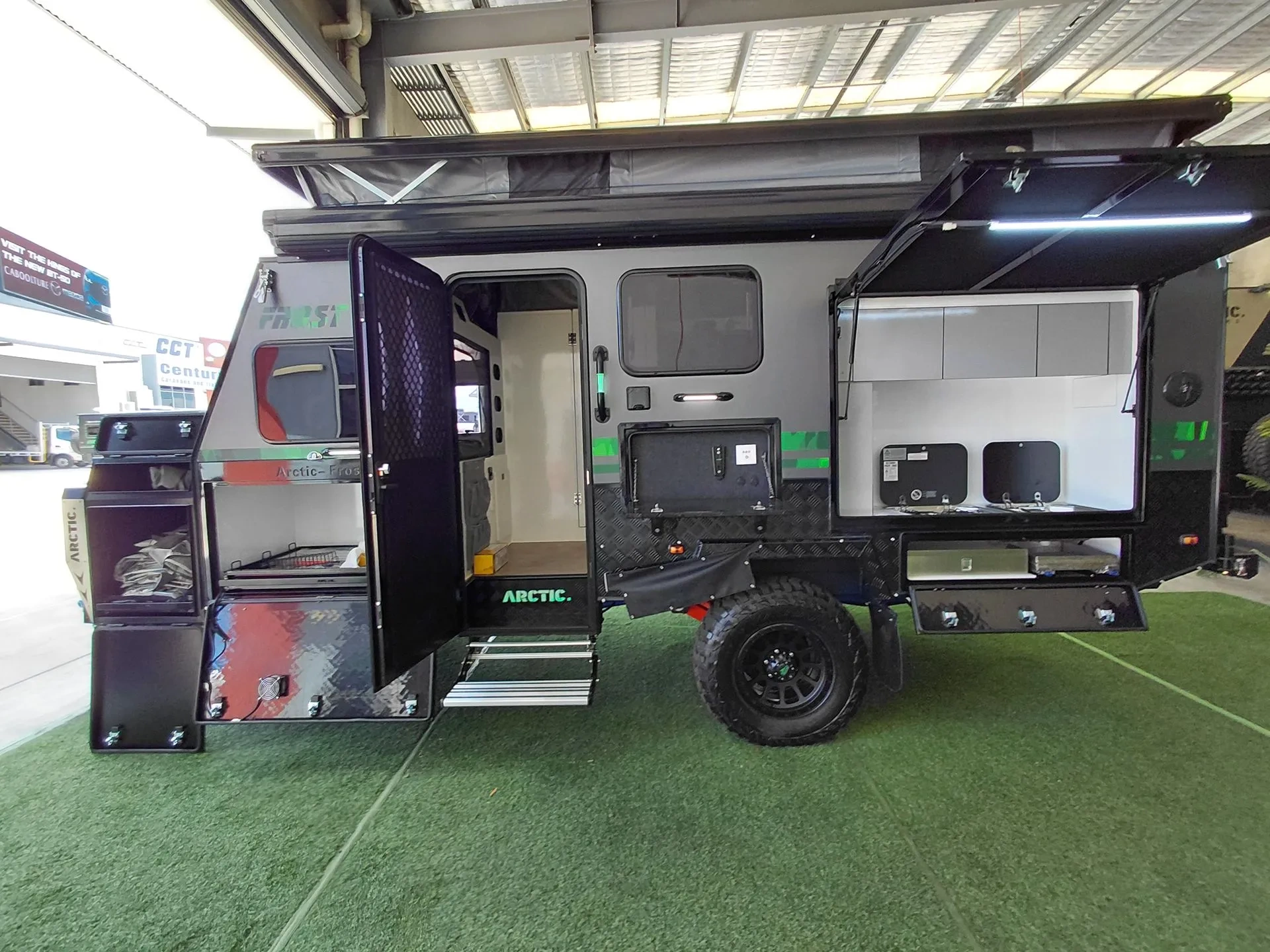 2025 Arctic Campers Frost 15 S Bunk