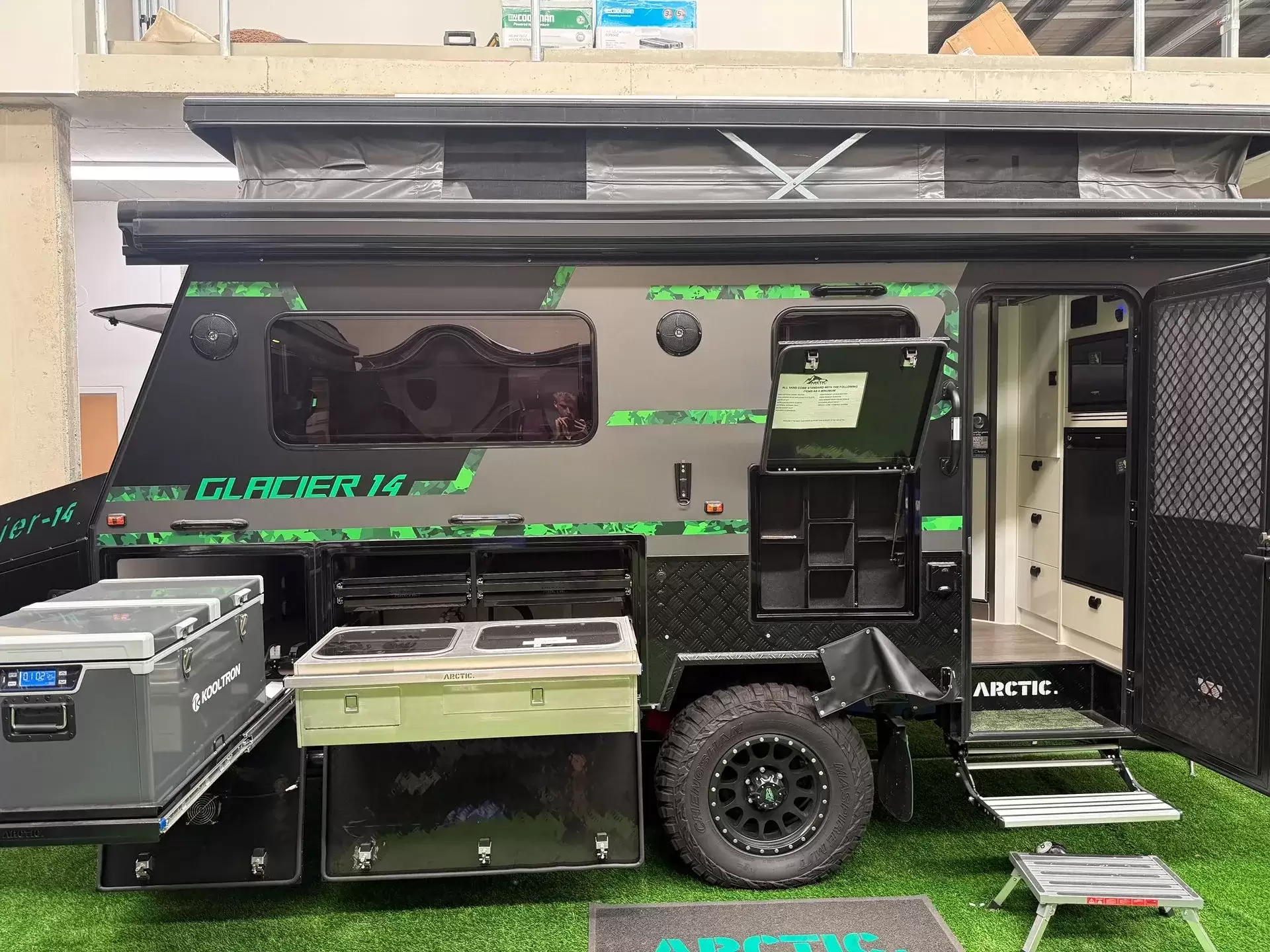 2025 Arctic Campers Glacier 14 King Bed (Clearance)